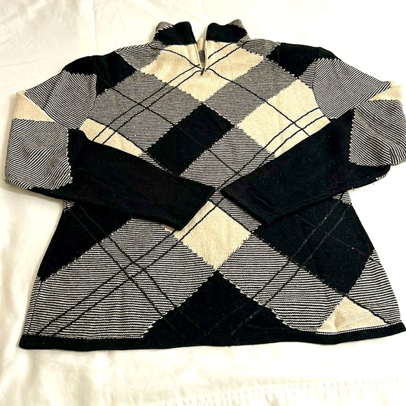 Carlisle Tops - Carlisle women’s cashmere silk mix 1/4 zip sweater